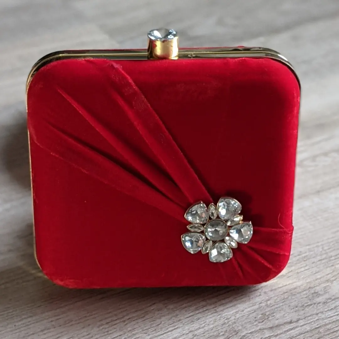 Red Fancy Clutch Purse - photo 2