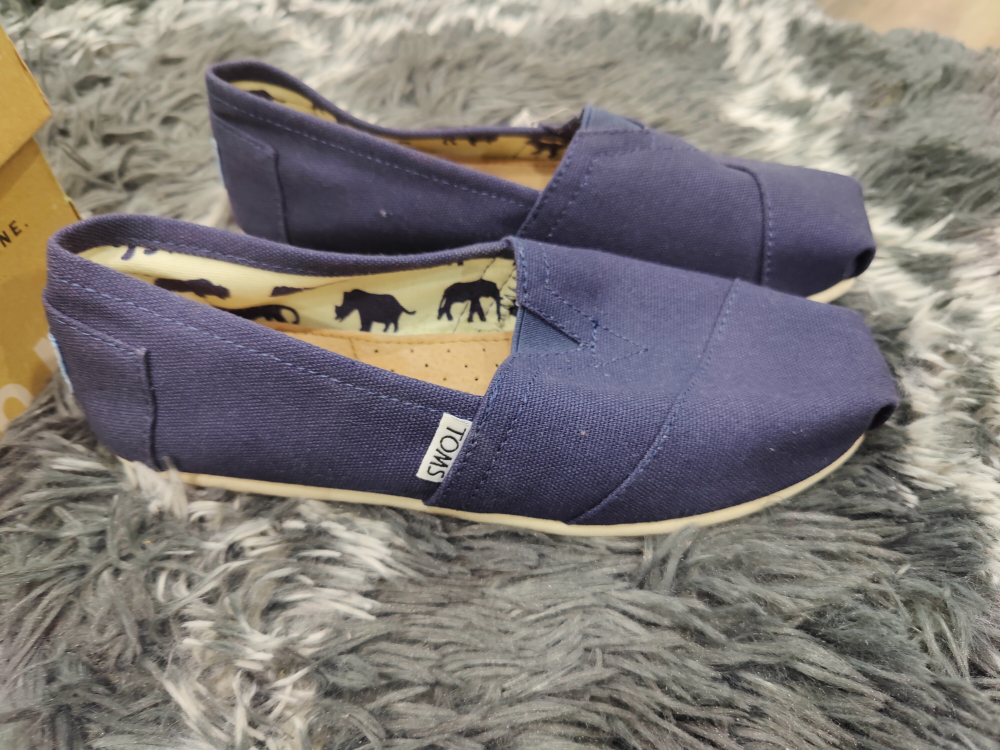 Women's Footwear (Toms) - photo 3