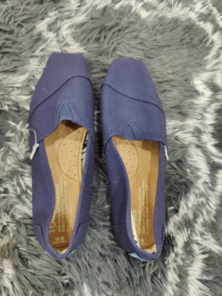 Women's Footwear (Toms) - photo 4