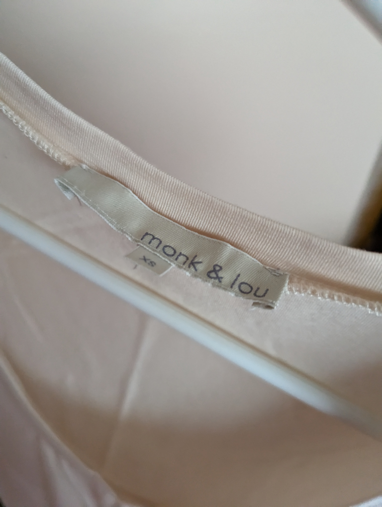 monk & lou tshirt image indicator(2)