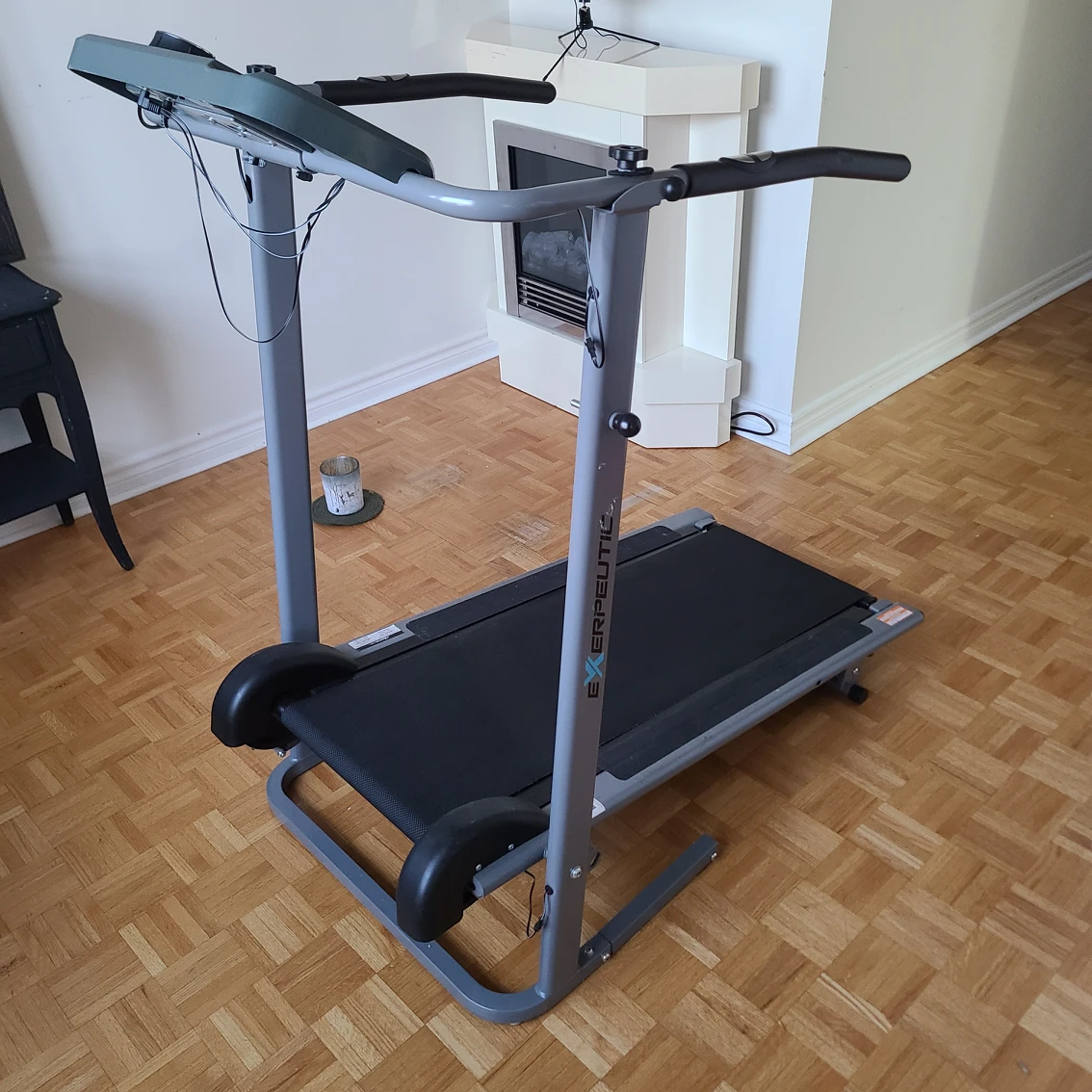 Manual Folding exercises Treadmill thumbnail