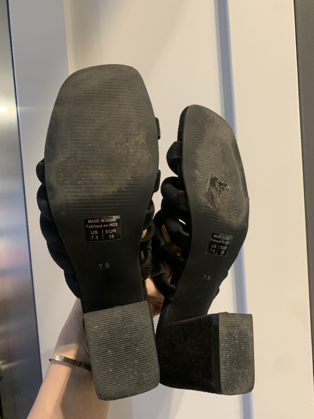 Little Burgundy Women’s Strappy Slippers image indicator(7)