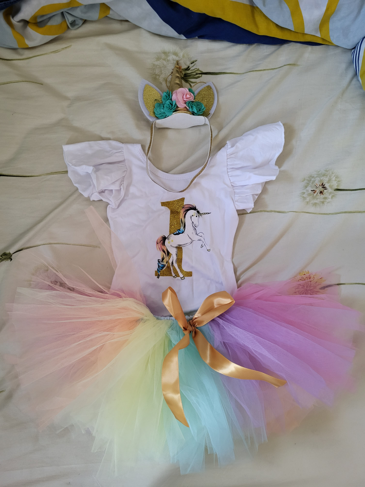 Baby first birthday unicorn outfit thumbnail