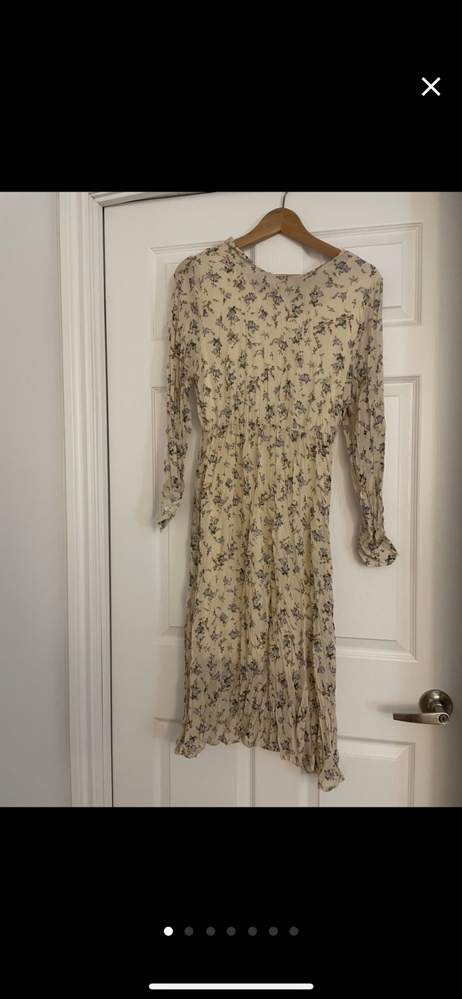 Korean Floral Dress thumbnail