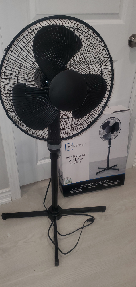 Stand fan *Brand new*