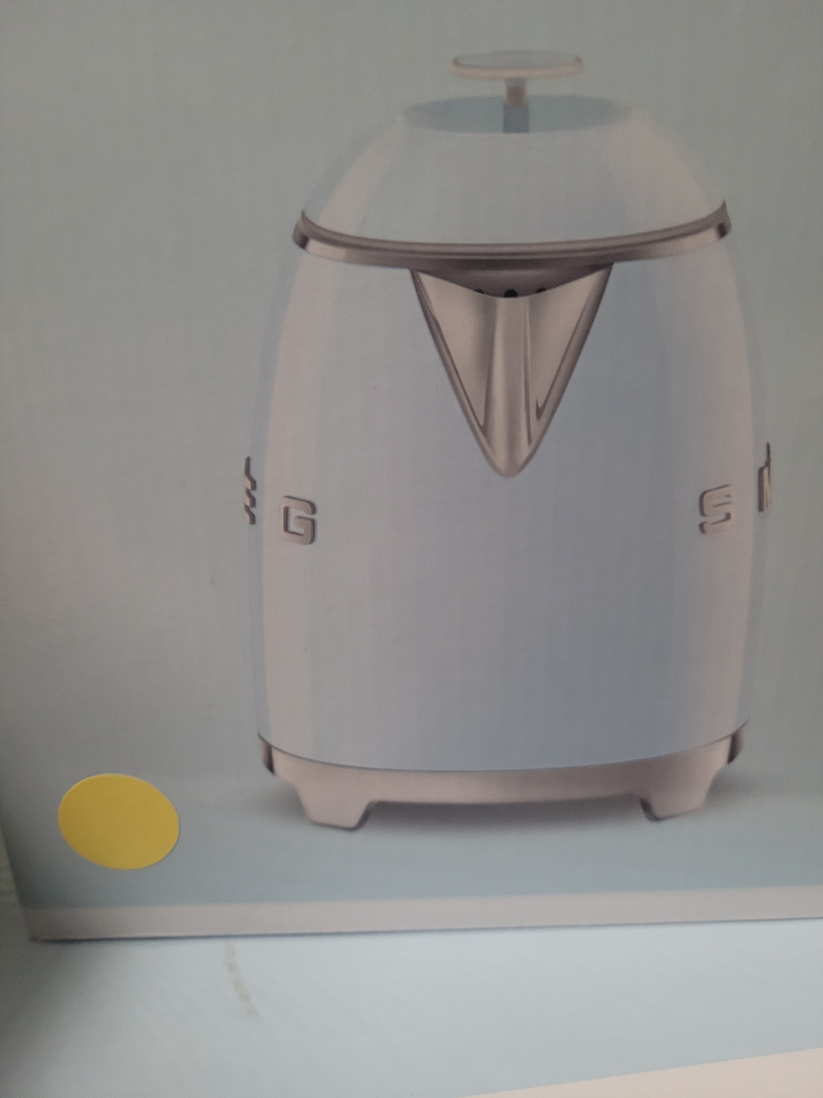 Small Smeg kettle CREAM - photo 4