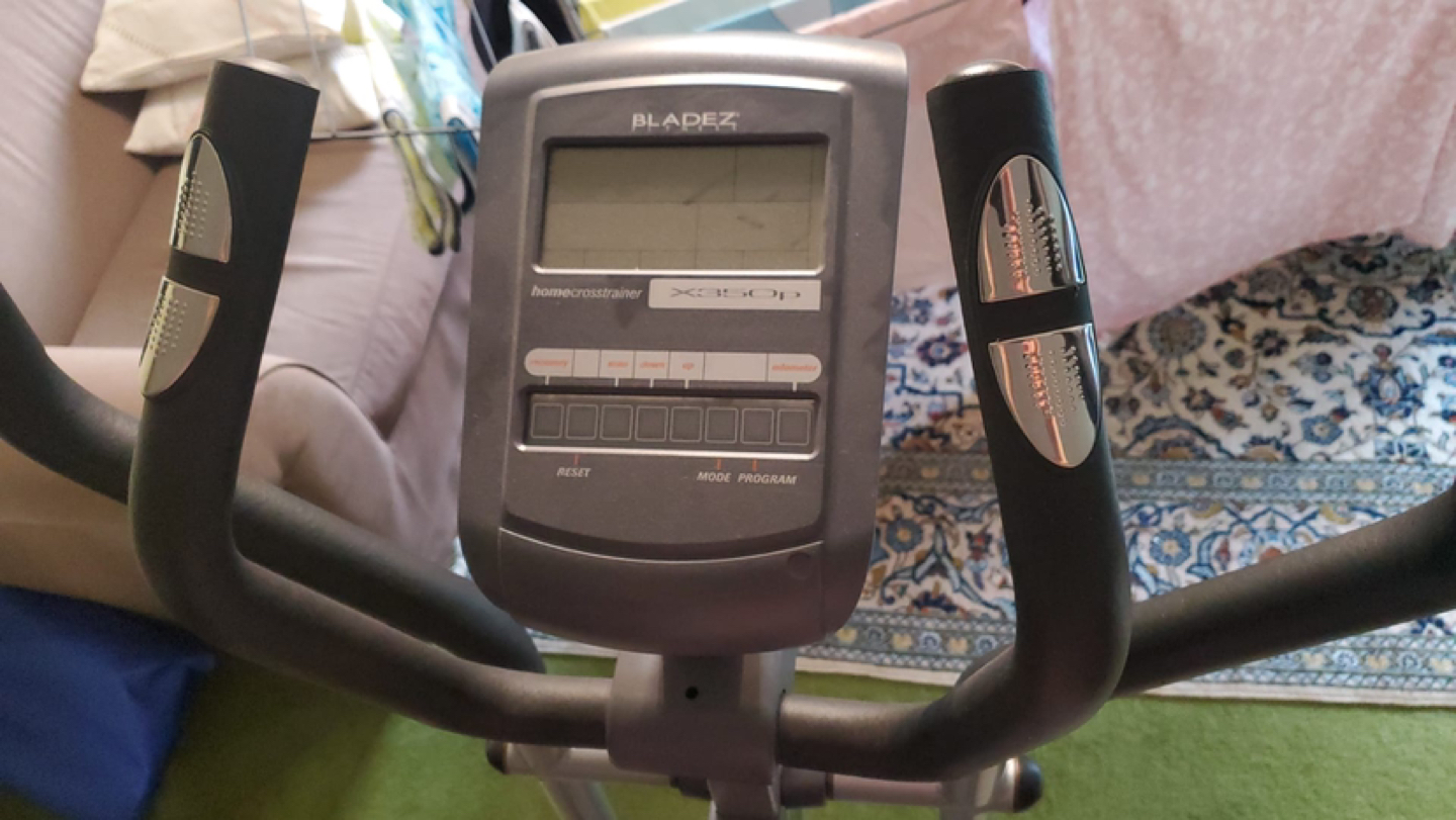 elliptical machine - photo 3