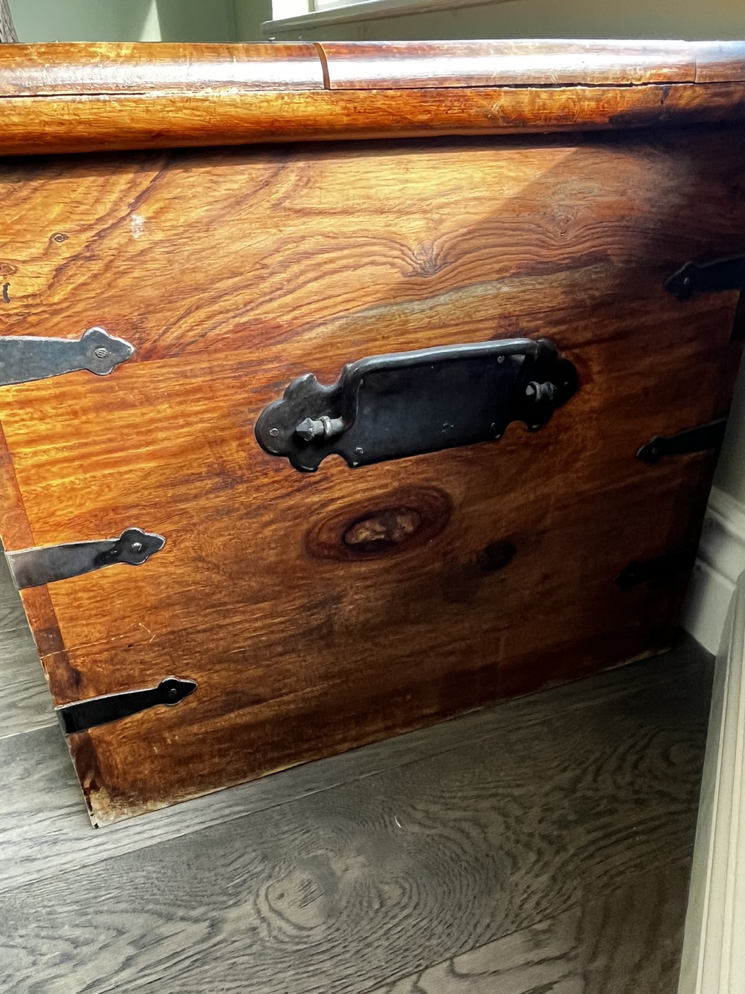 Wooden chest with metal hardware - photo 3