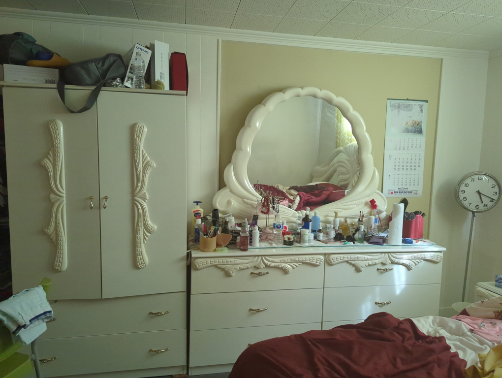 Entire bedroom set - photo 3