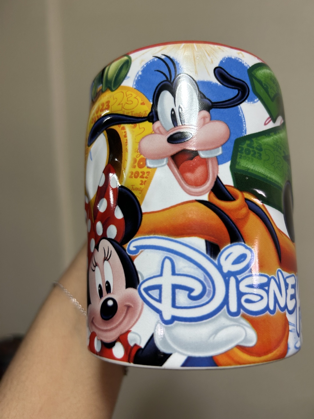 Disney mug with keychain - photo 2