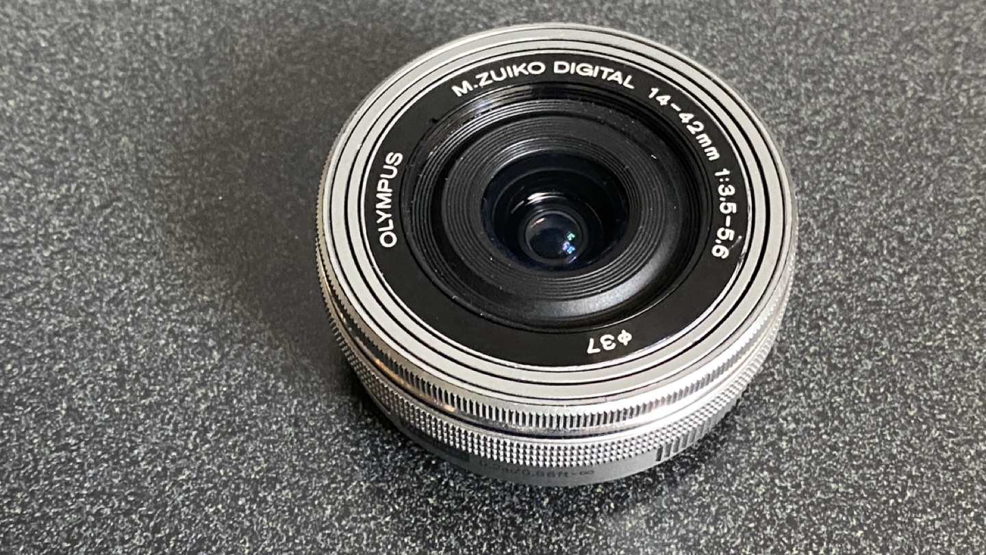 Olympus 14-42mm lens - FOR PARTS - photo 3
