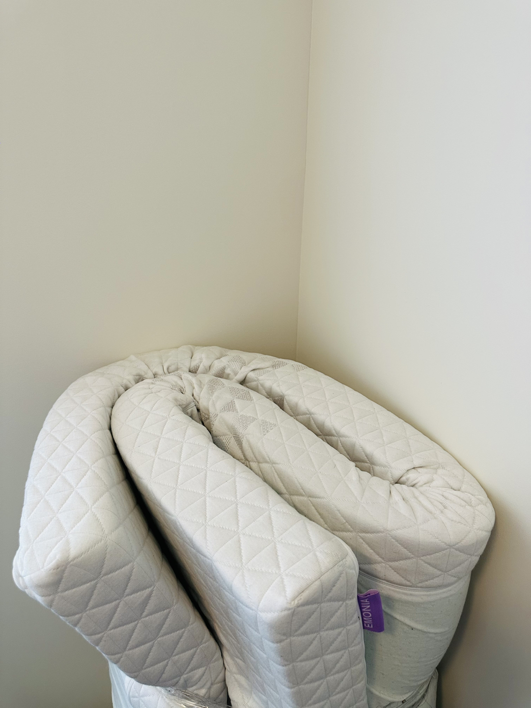 Queen Size Mattress Topper-medium firm