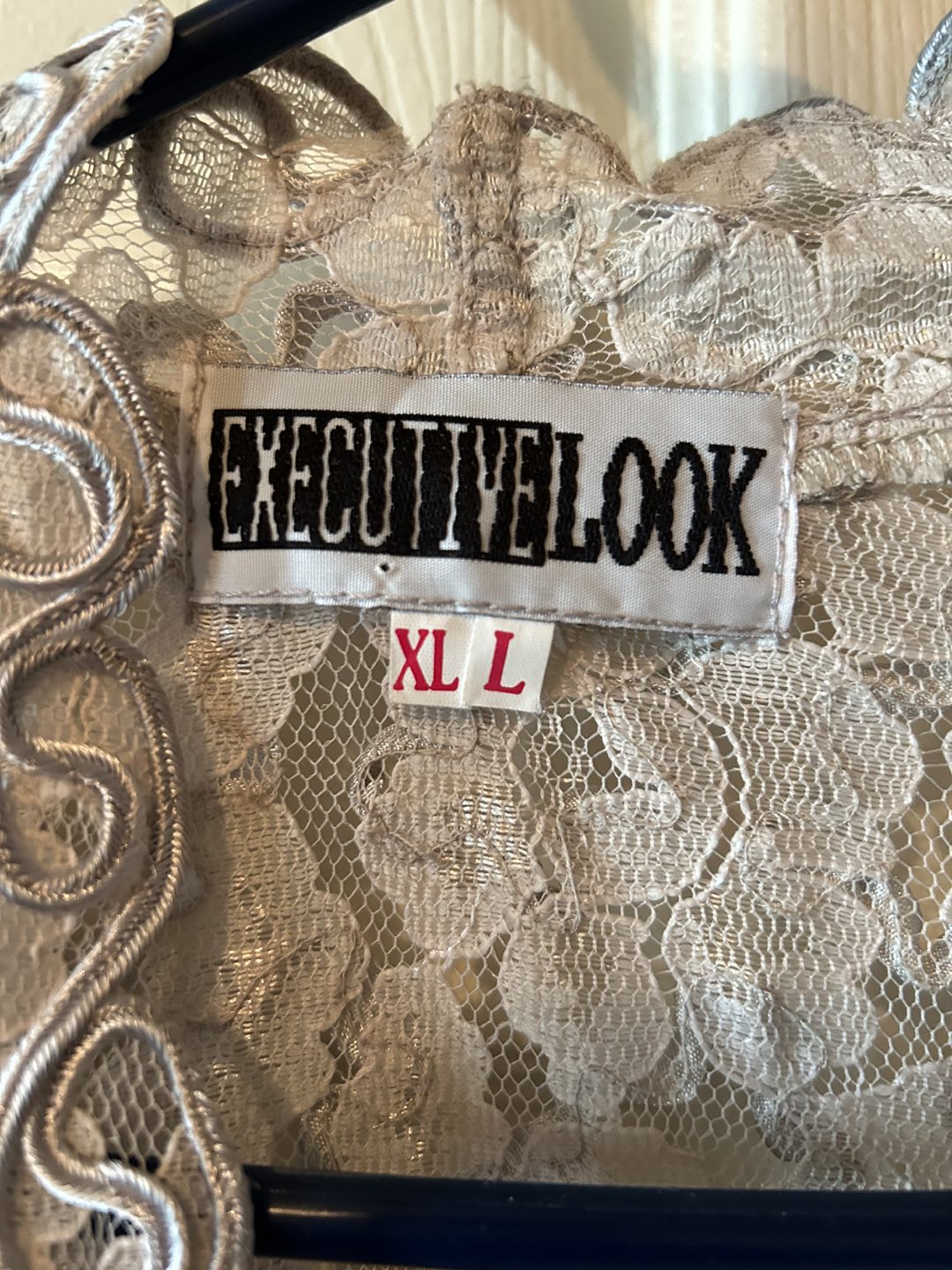 Women’s Lacey jacket image indicator(2)