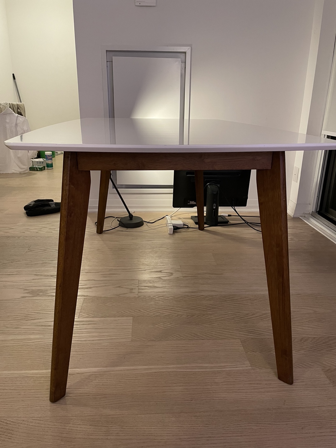 STRUCTUBE dining table - photo 3