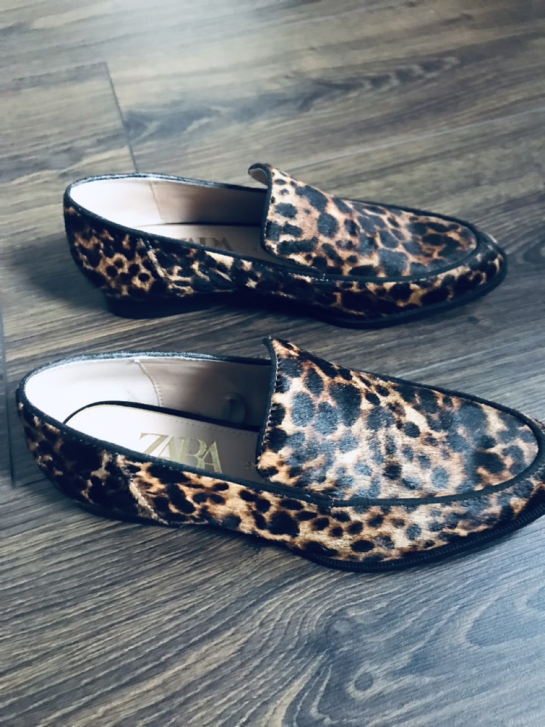 Calf hair cheetah print loafers 6 image indicator(3)