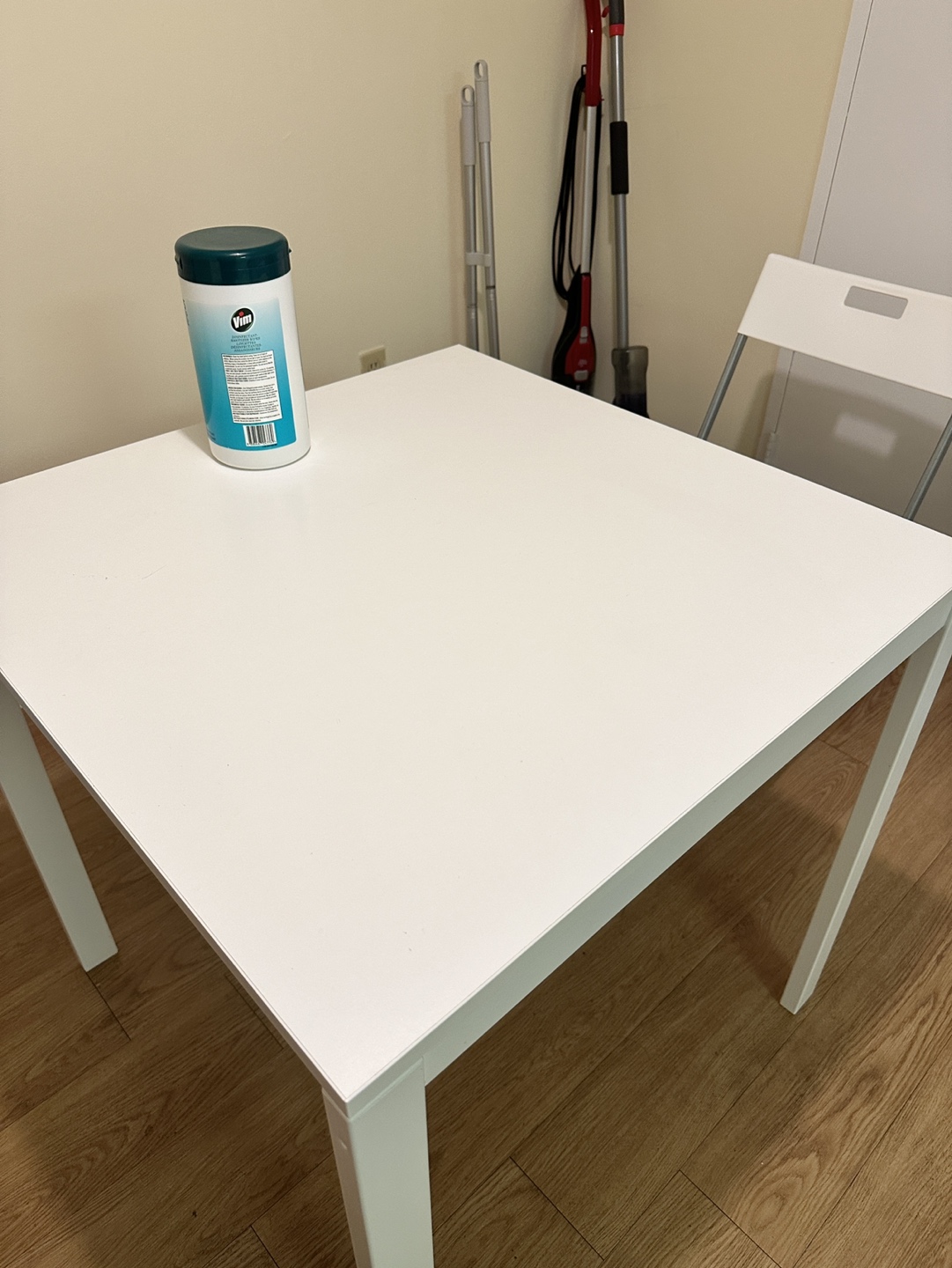 table - photo 2