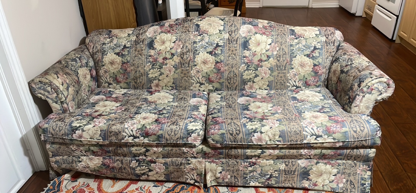 Couch/sofa for sale. Moving sale - photo 2