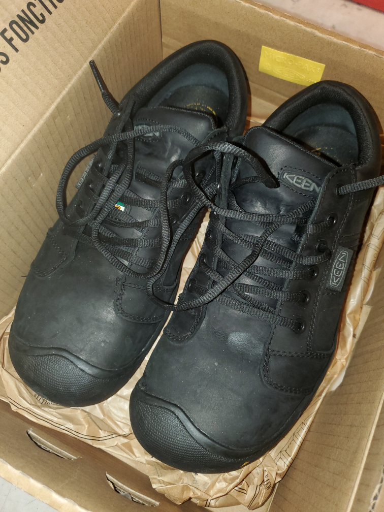 Keen Work Shoes (Aluminum Toe) (Size 8.5) thumbnail