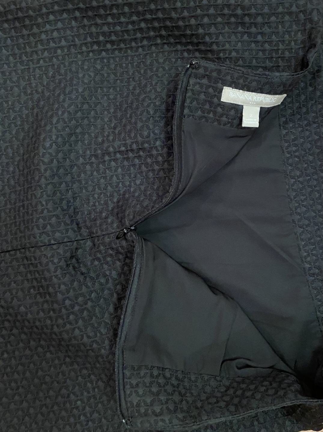 Banana Republic Black Mini Skirt size 2 - photo 3