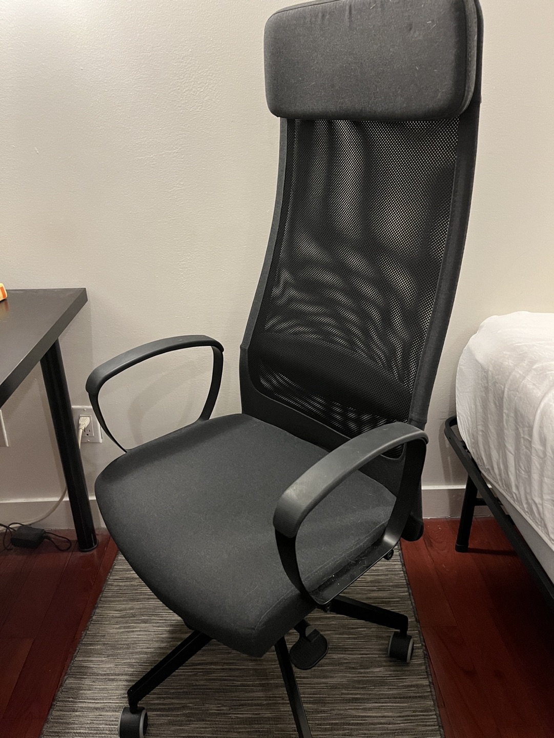 Ikea Markus office chair - photo 2