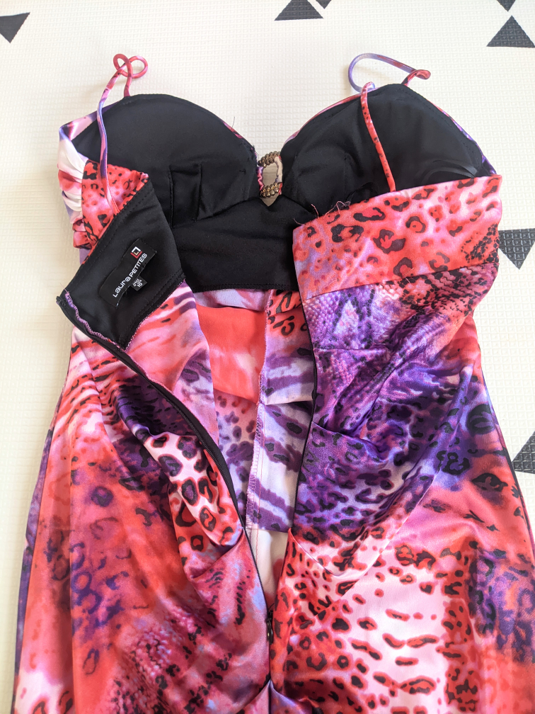 New Laura Petites Satin Printed Sweetheart Neckline Prom Dress image indicator(4)