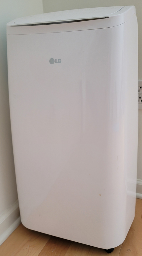 LG 8000 BTU Portable air conditioner