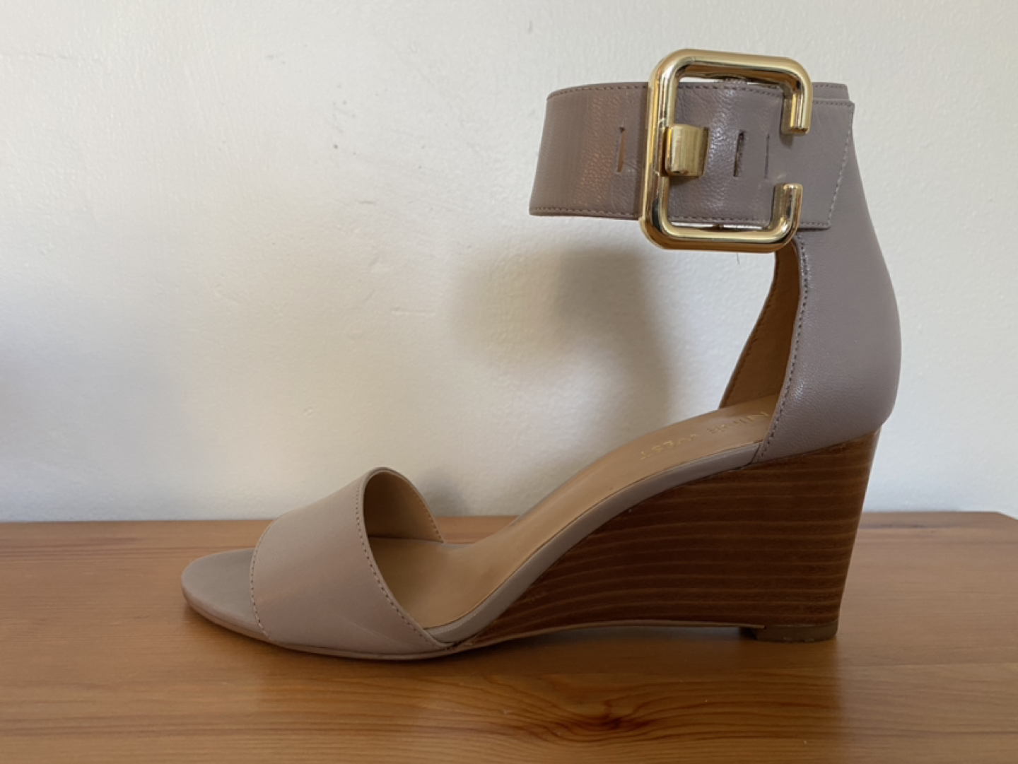 Grey leather heels, size 7 - photo 3