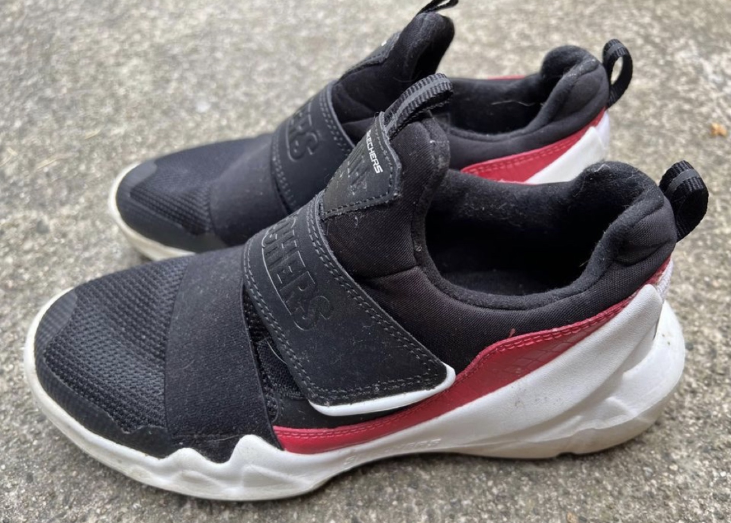 Sketchers shoes for women size 36 image indicator(3)