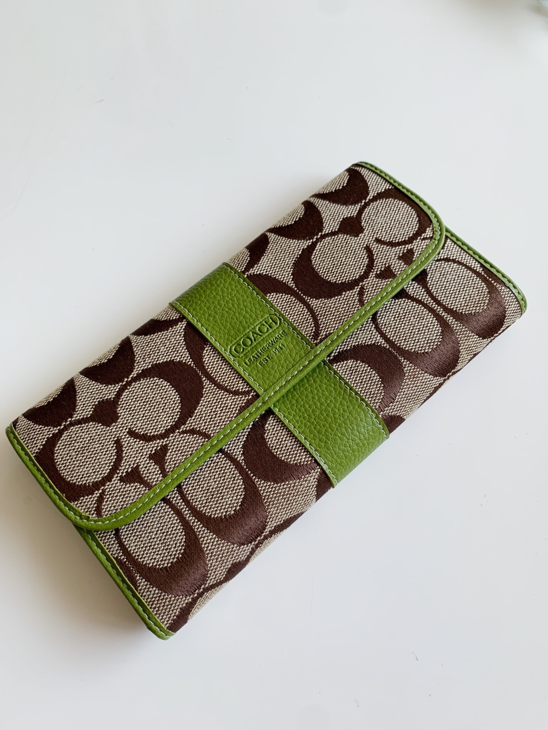 Coach wallet leatherware thumbnail
