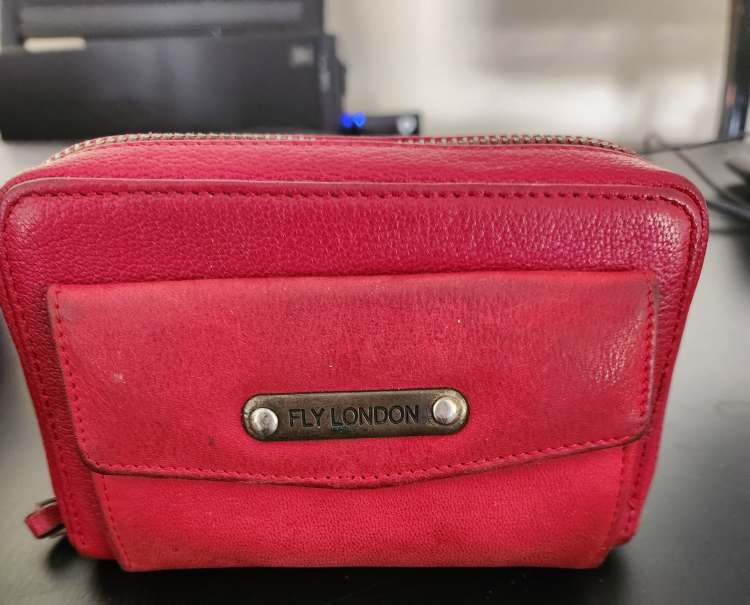purses and wallets