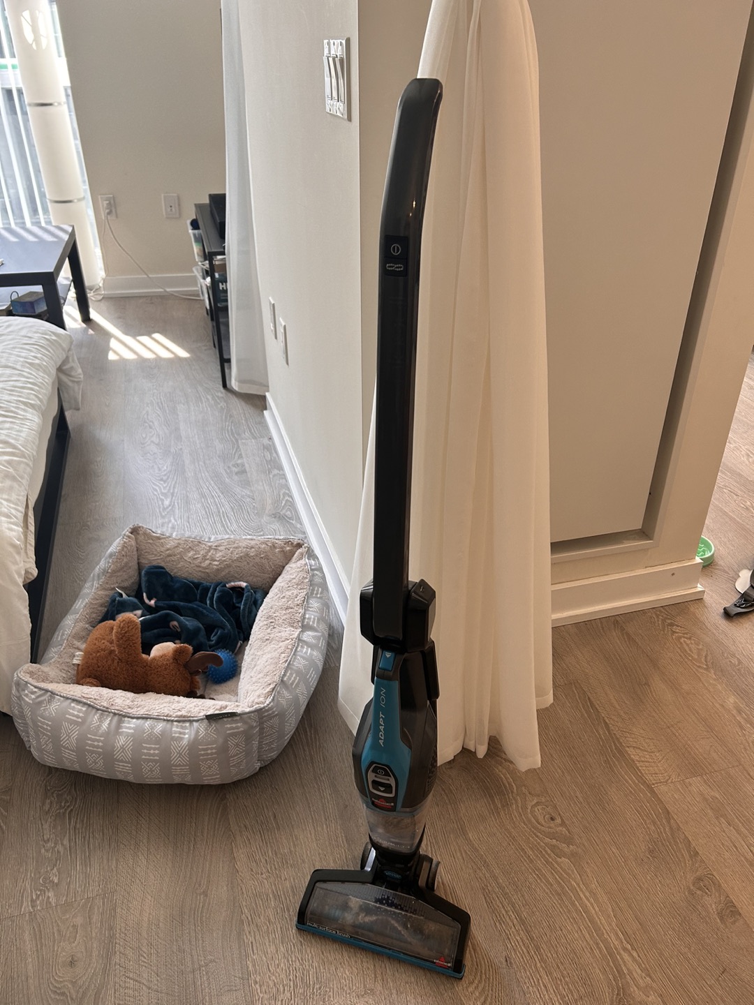 Bissell Adapt Ion Cordless Vacuum Cleaner Stick - photo 2