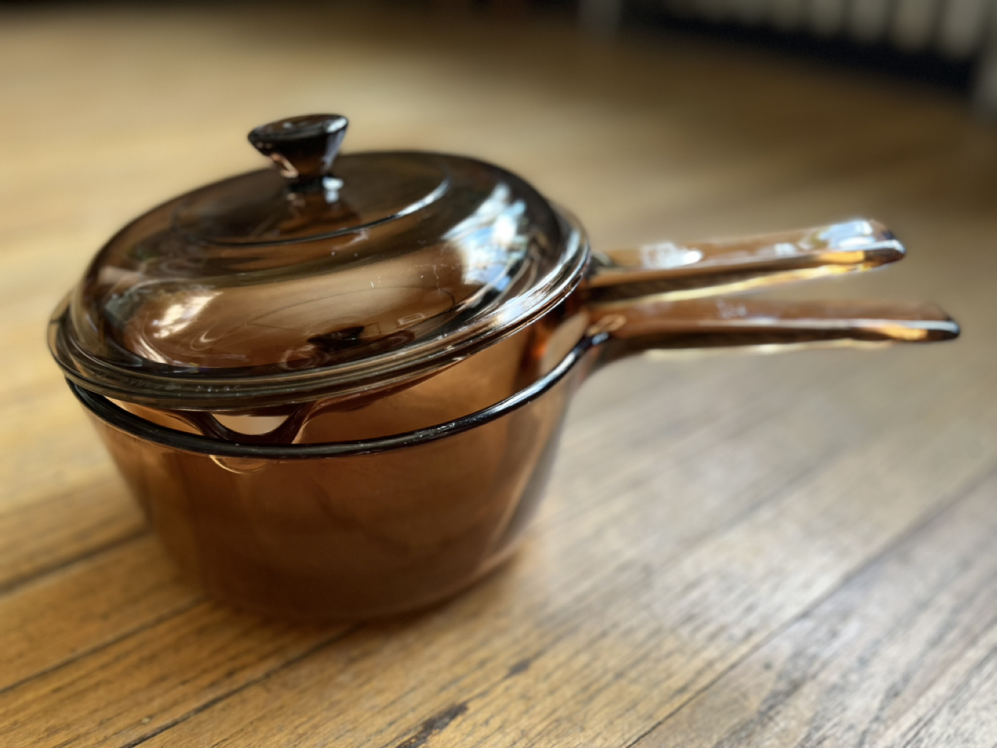 Pyrex Corning Visions Amber Pot Set with Lids - 1.5 + 1L image indicator(2)