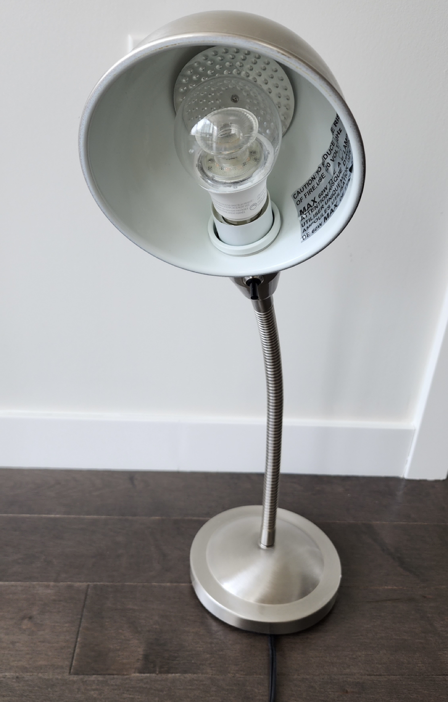 IKEA WORK LAMP 💡 image indicator(3)