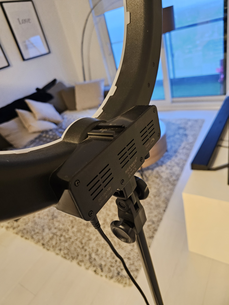 Neewer right light image indicator(2)