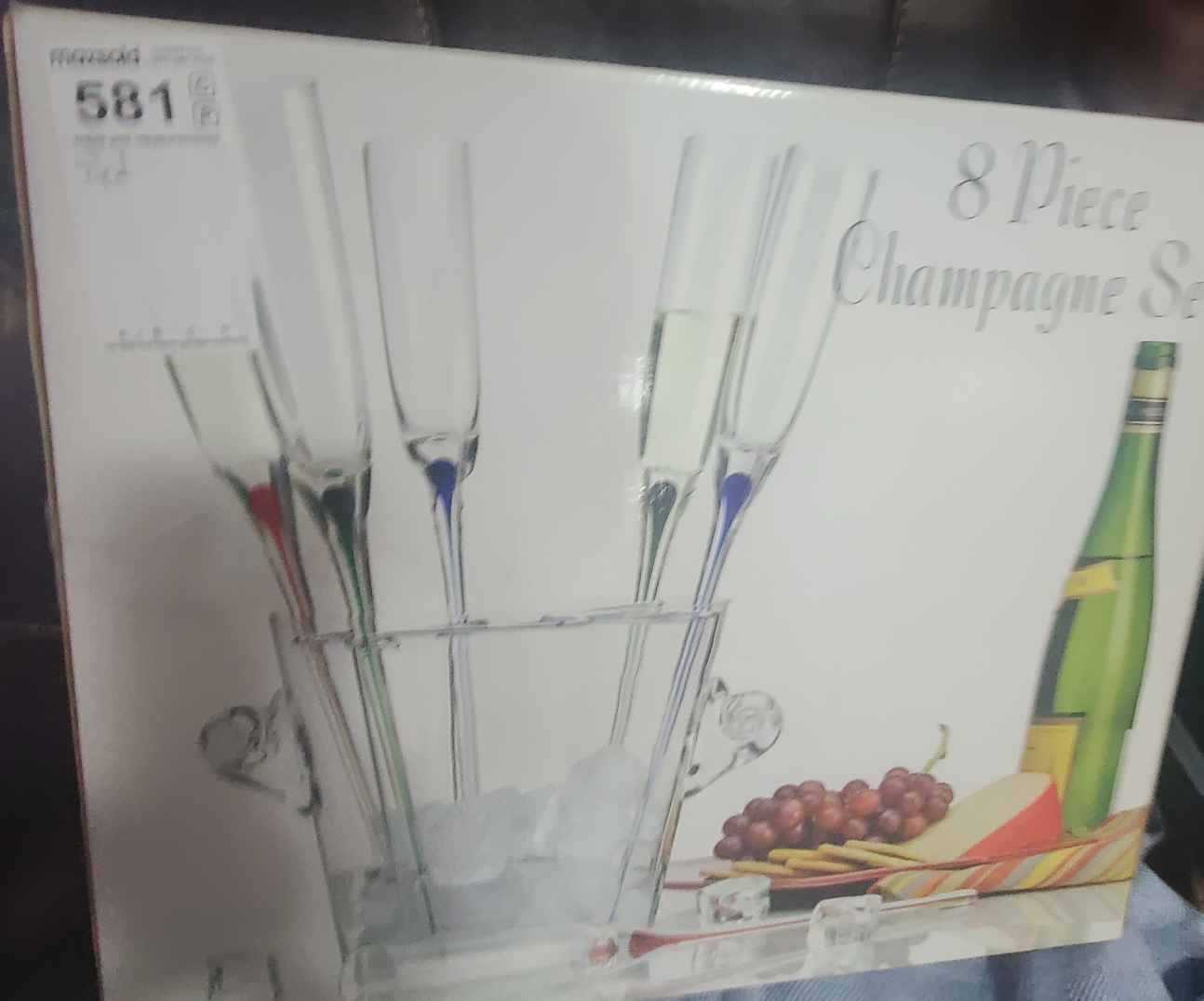 champagne glasses