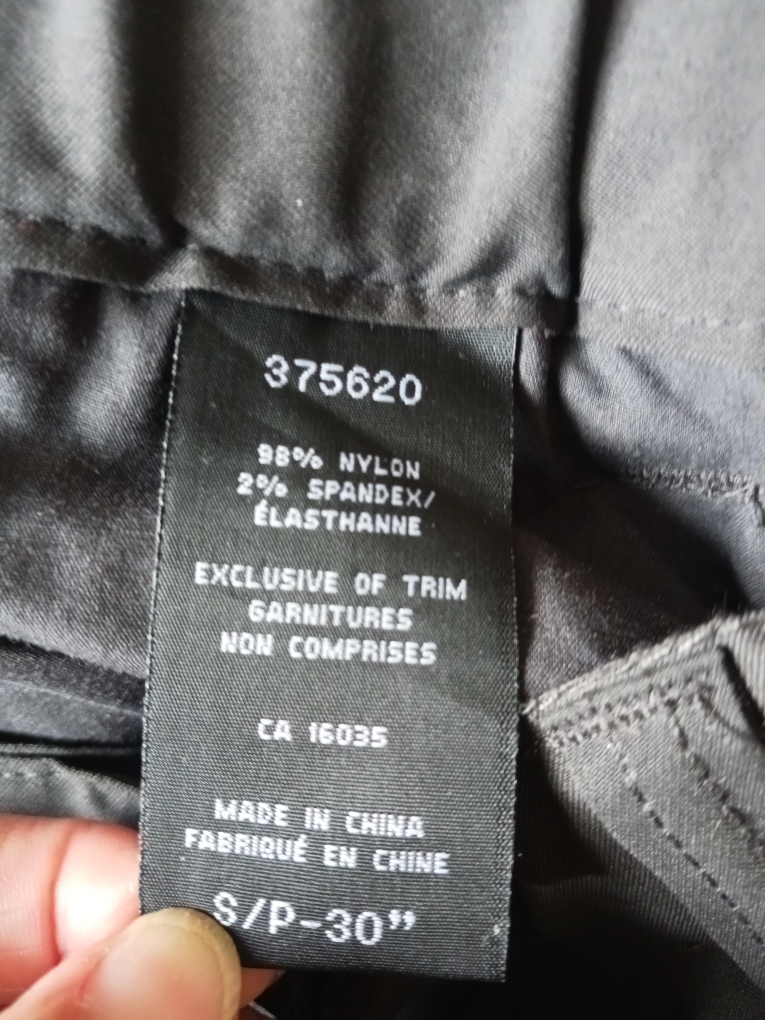 Men's black pants cum shorts image indicator(8)