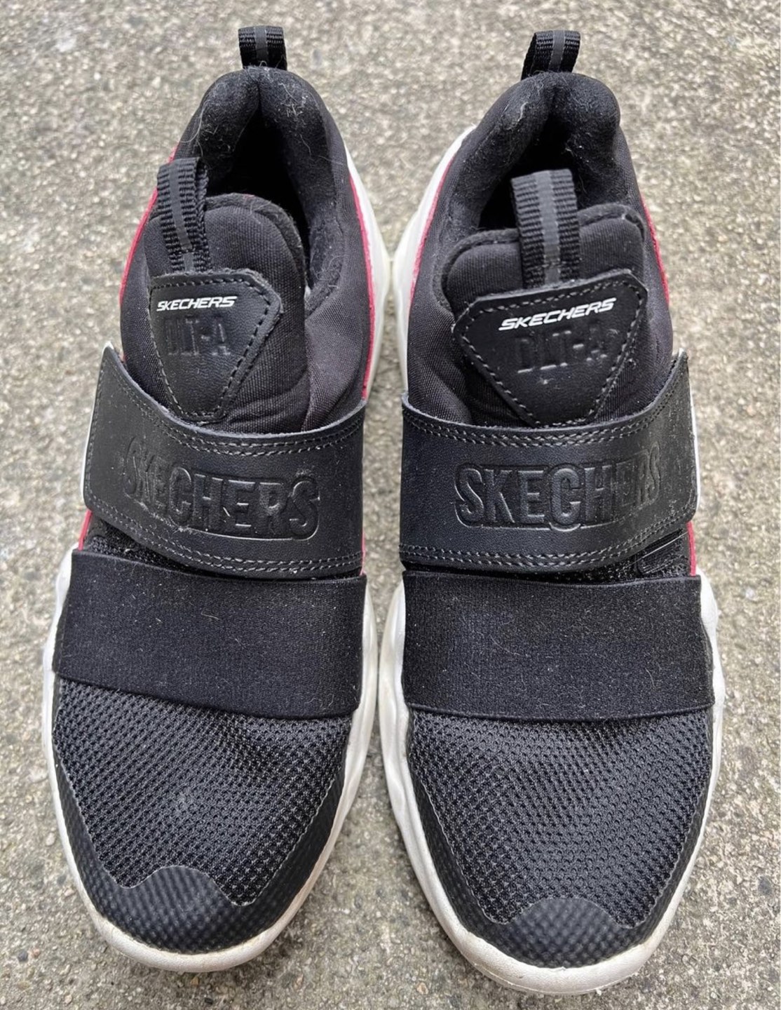 Sketchers shoes for women size 36 image indicator(2)