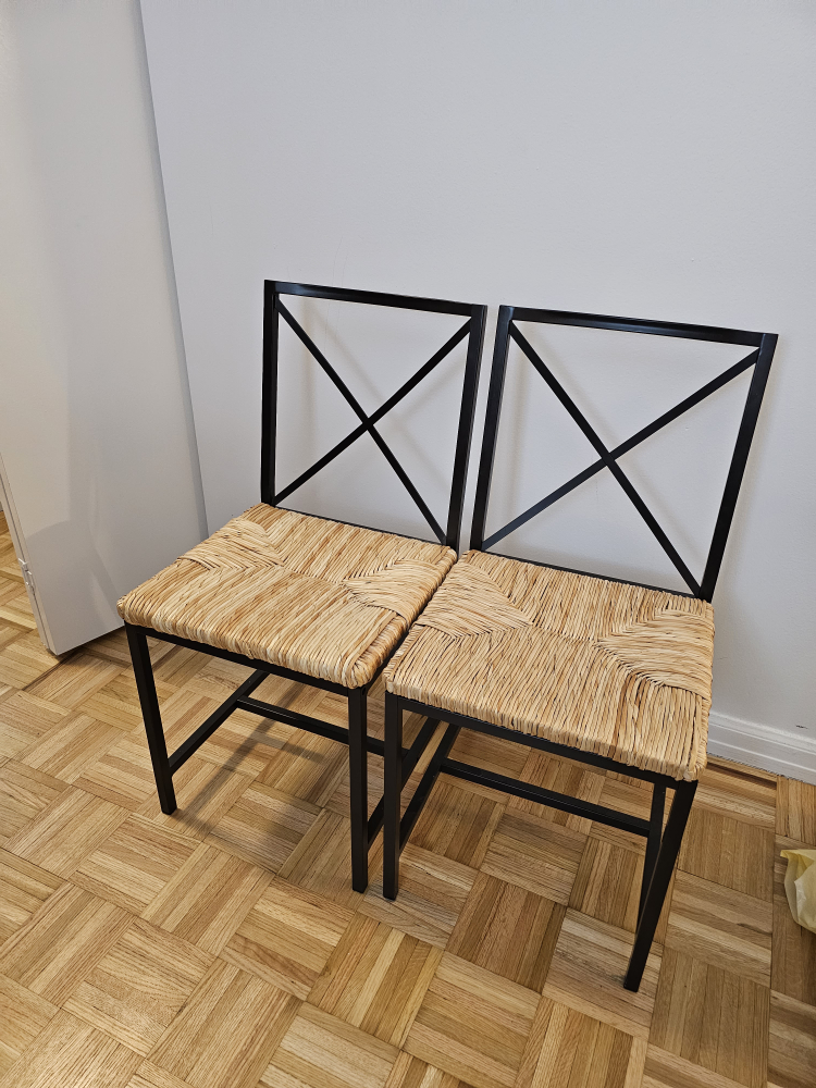 2x dining chairs