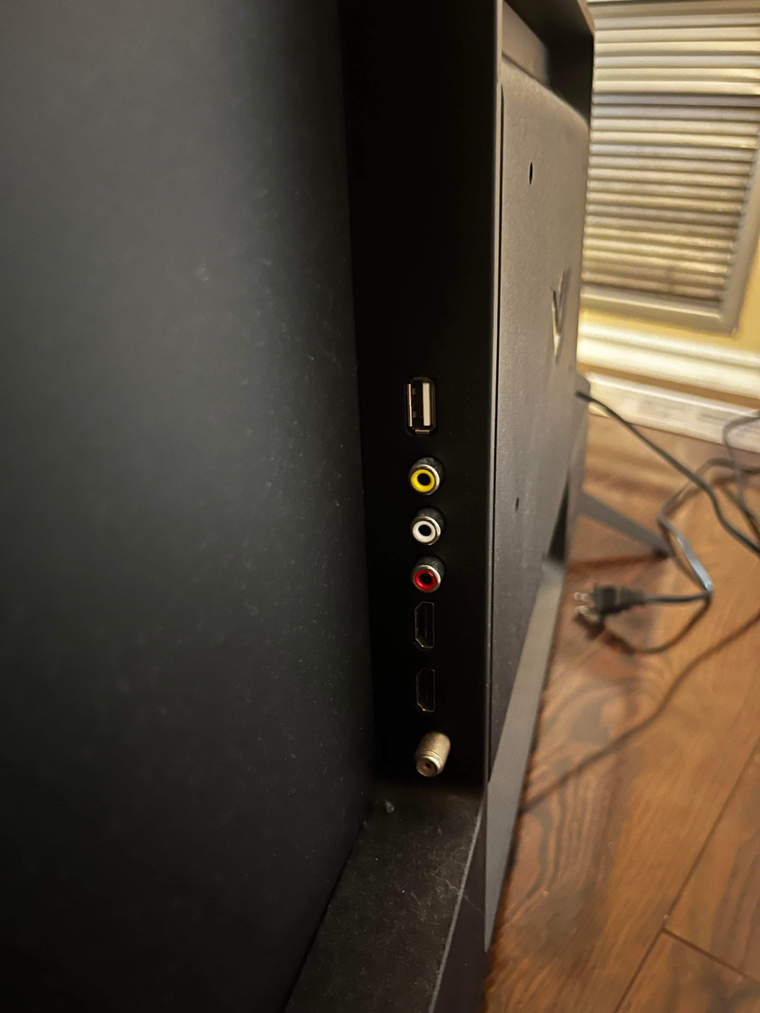 Vizio smart TV 42” with built in chrome cast