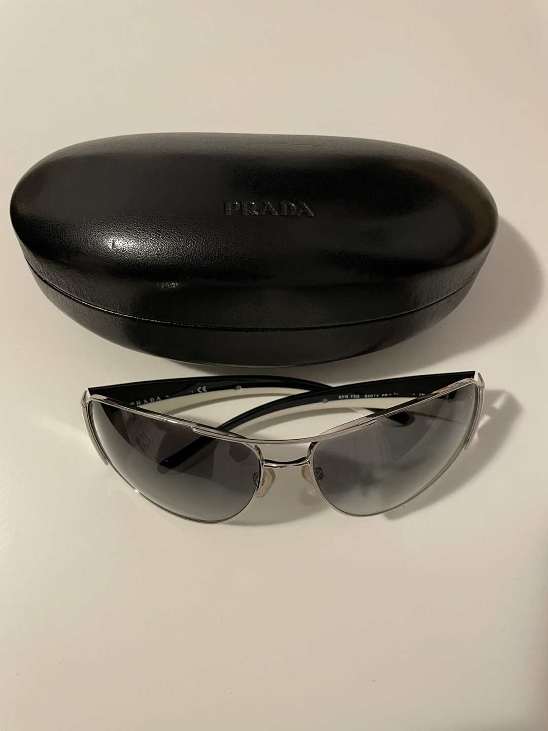 Prada Sunglasses image indicator(3)