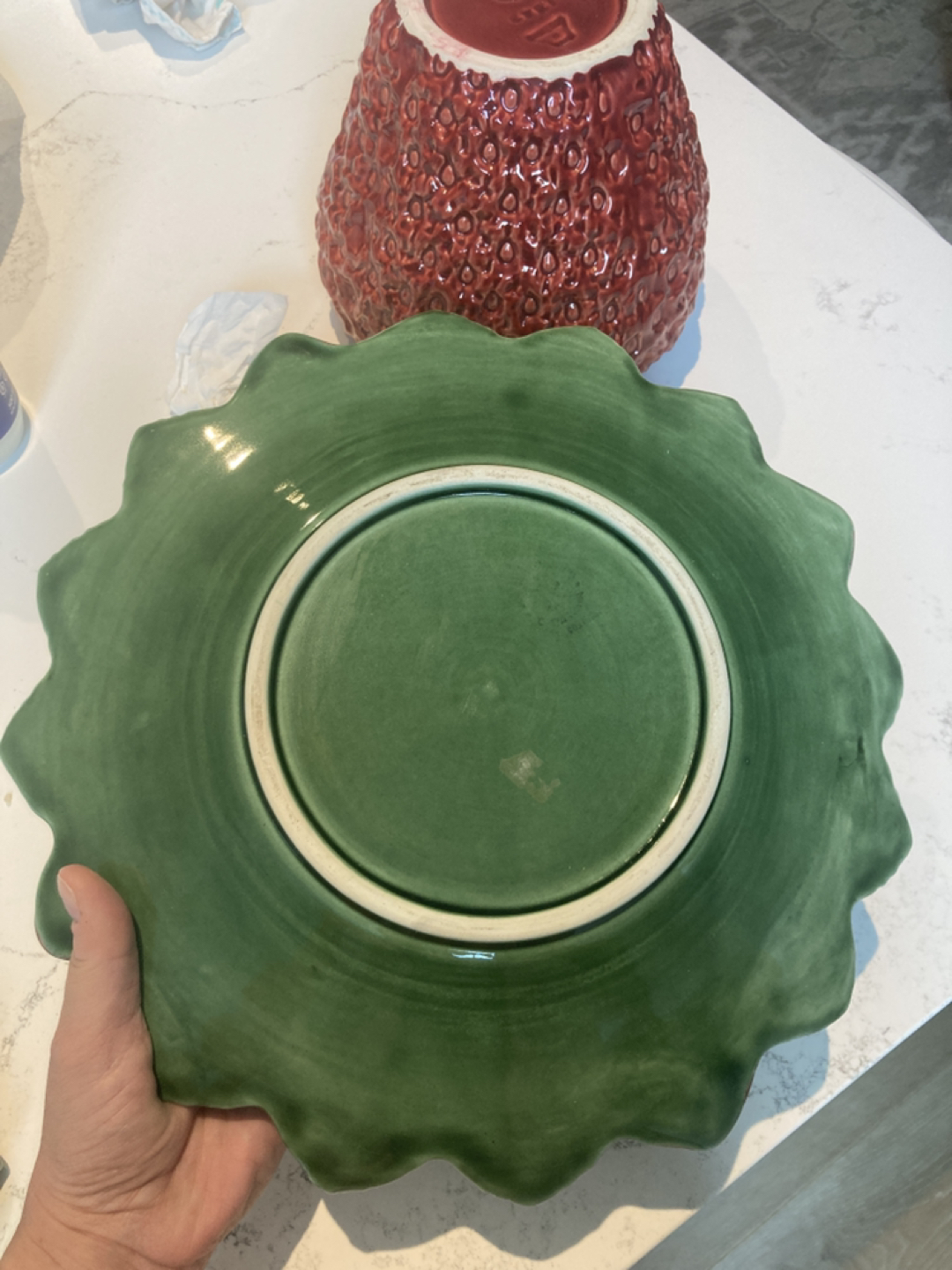 R. Bordallo Pinheiro Vintage Strawberry Tureen image indicator(8)