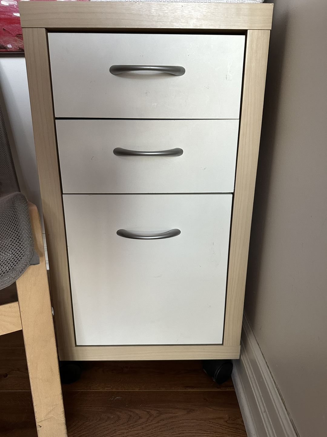 File cabinet - photo 2