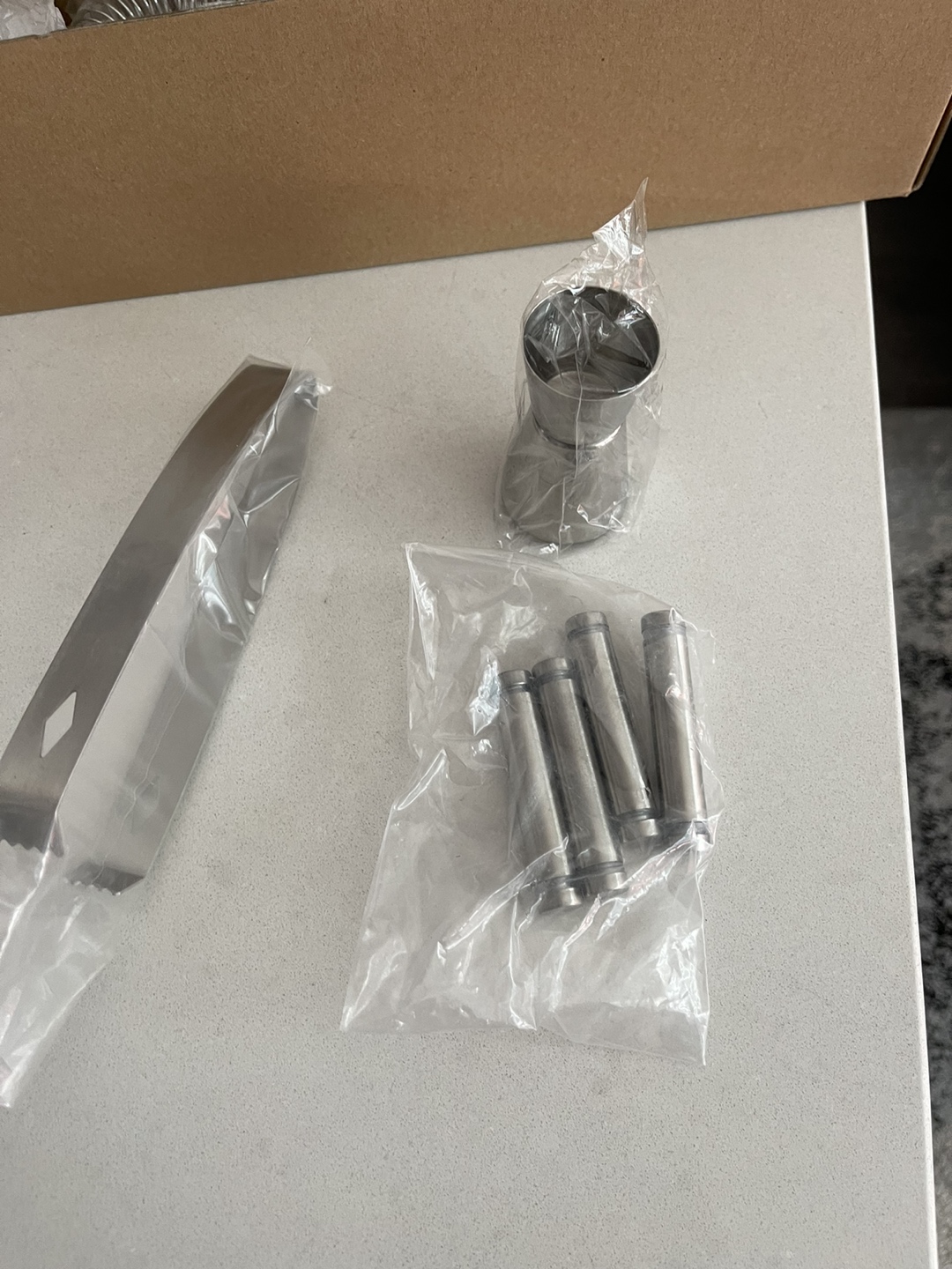 22 piece Cocktail Set image indicator(3)