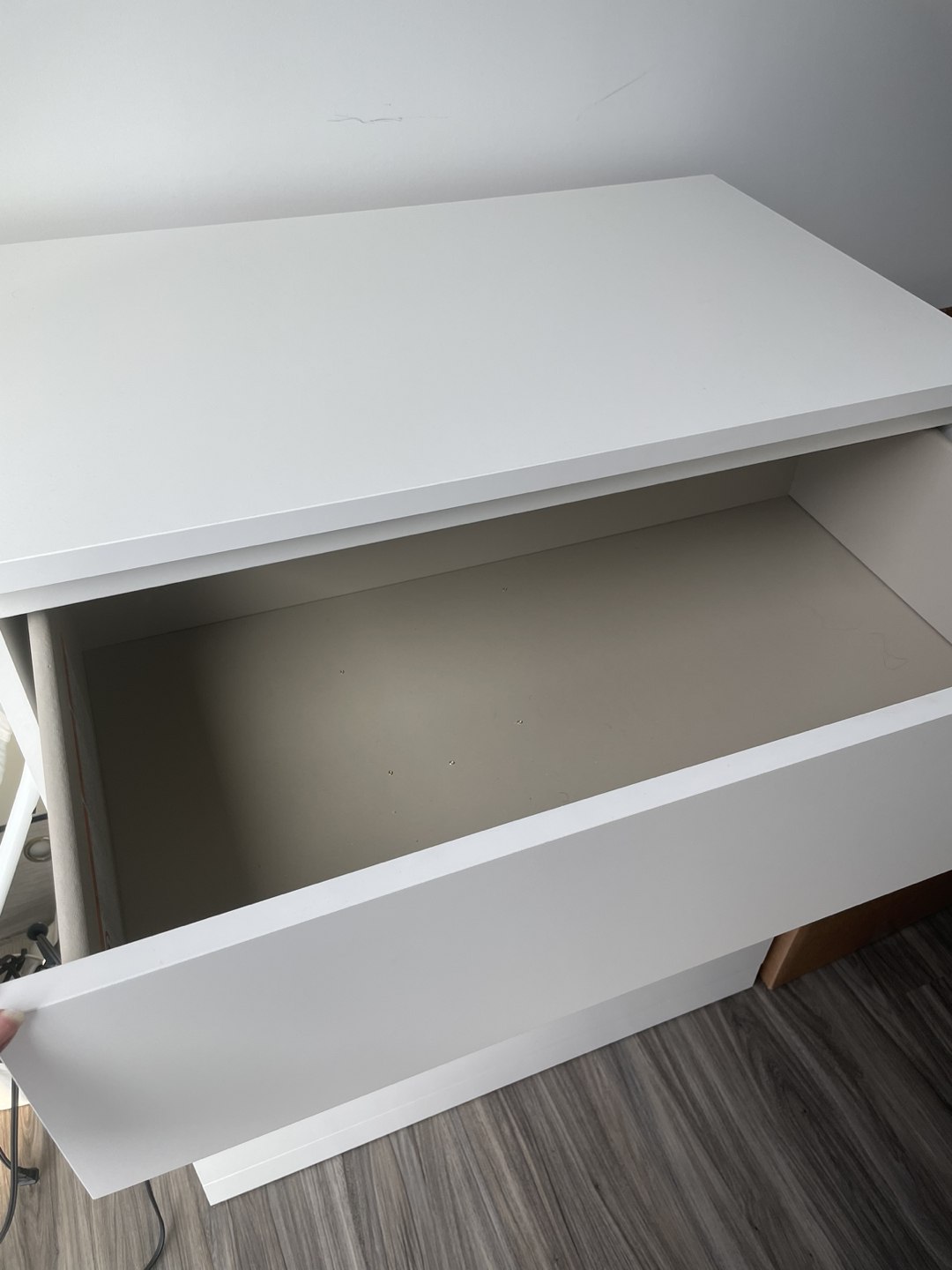 Ikea Malm 4-drawer dresser - Free - photo 3