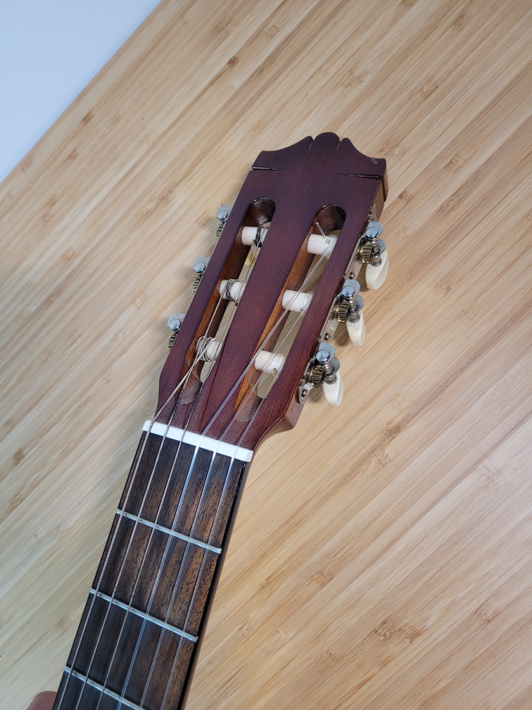 Yamaha SG100SA with case - photo 4