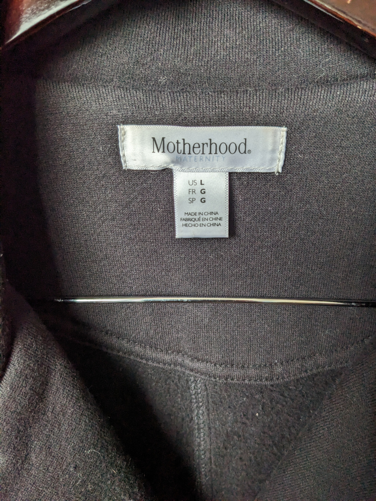 Maternity Coat with belt size Large $25 - photo 4