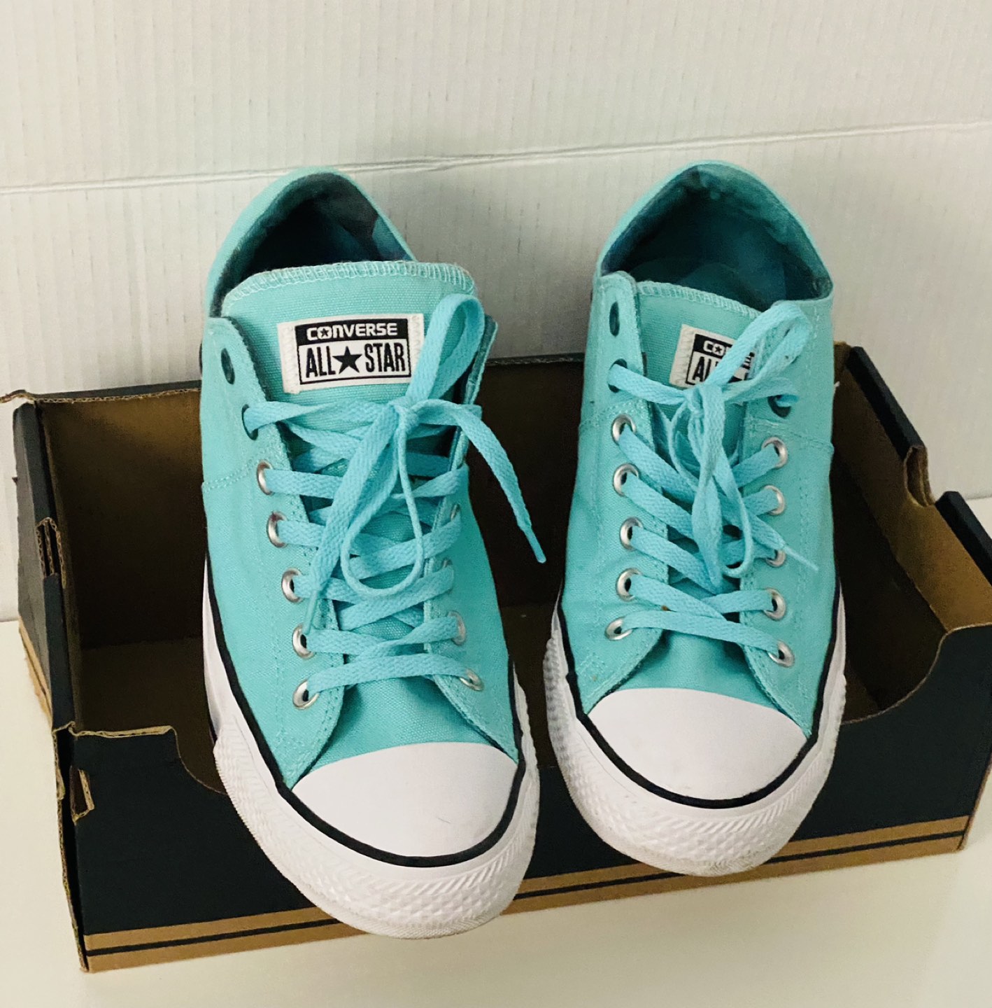 Women's Converse Shoes thumbnail