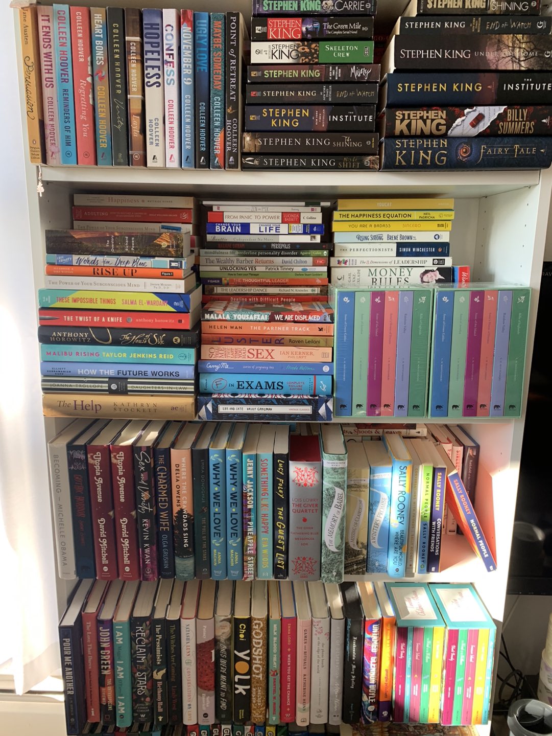 BOOKS! 📚✨ - photo 3