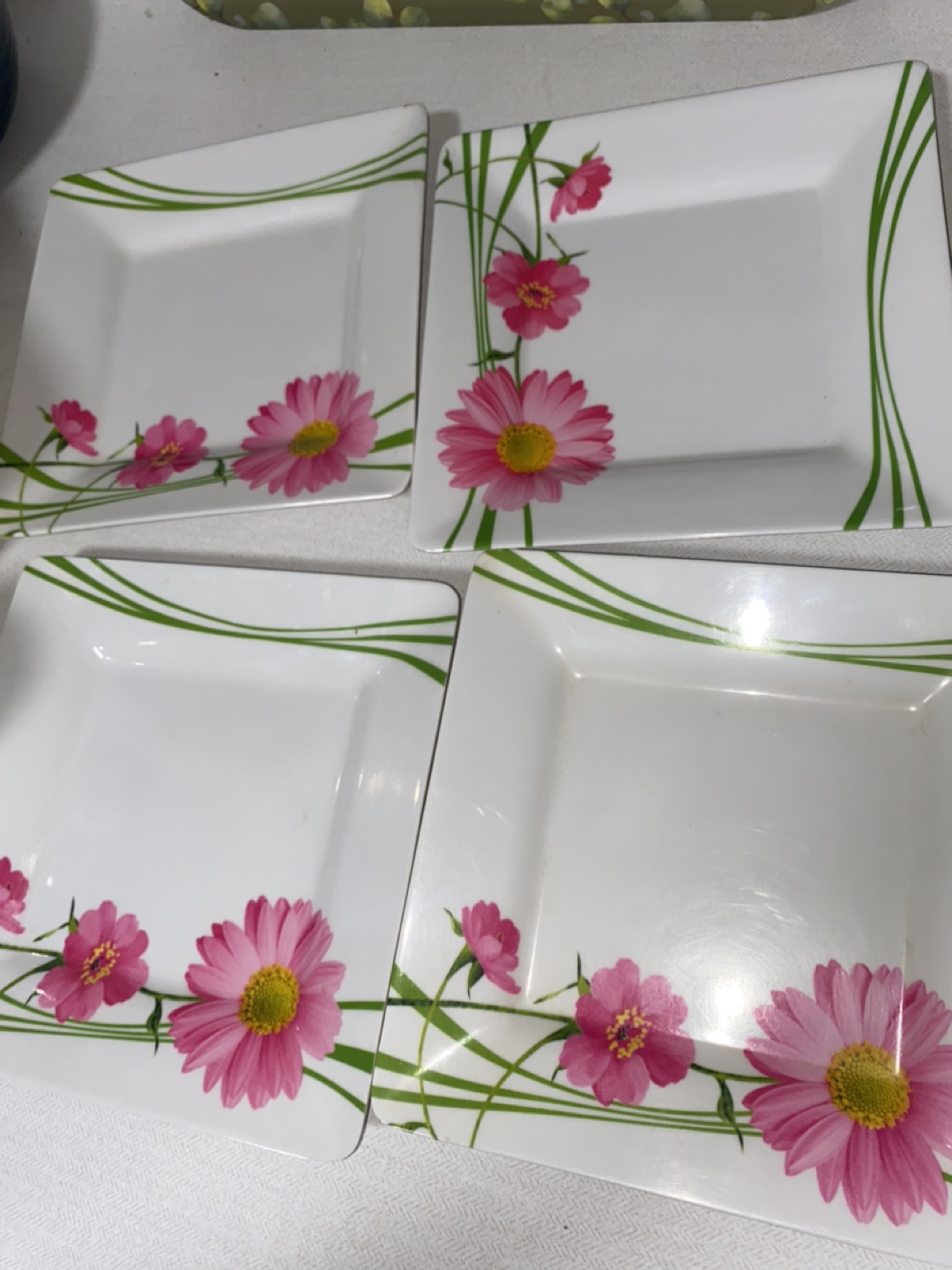 #freecycle - Kitchen serving plates thumbnail