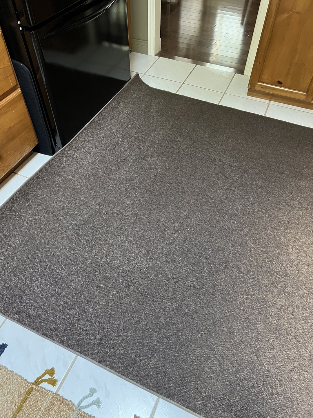 Area rug with delivery image indicator(2)